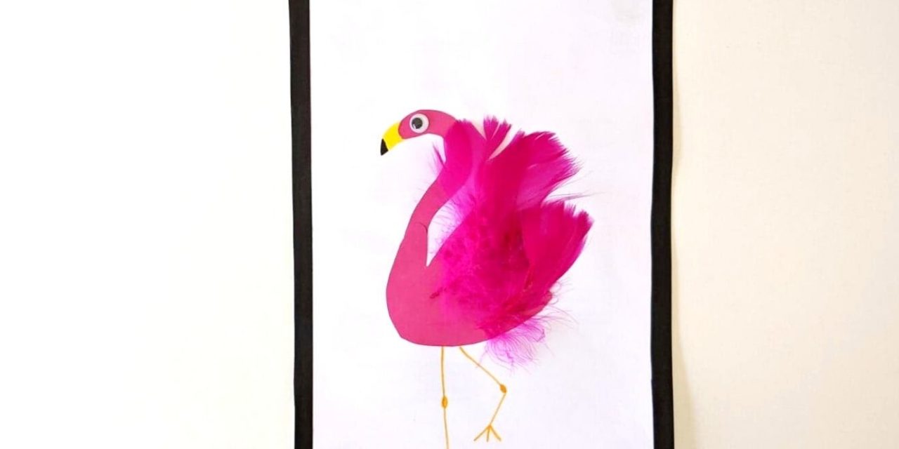 faire un joli flamant rose avec une empreinte de main